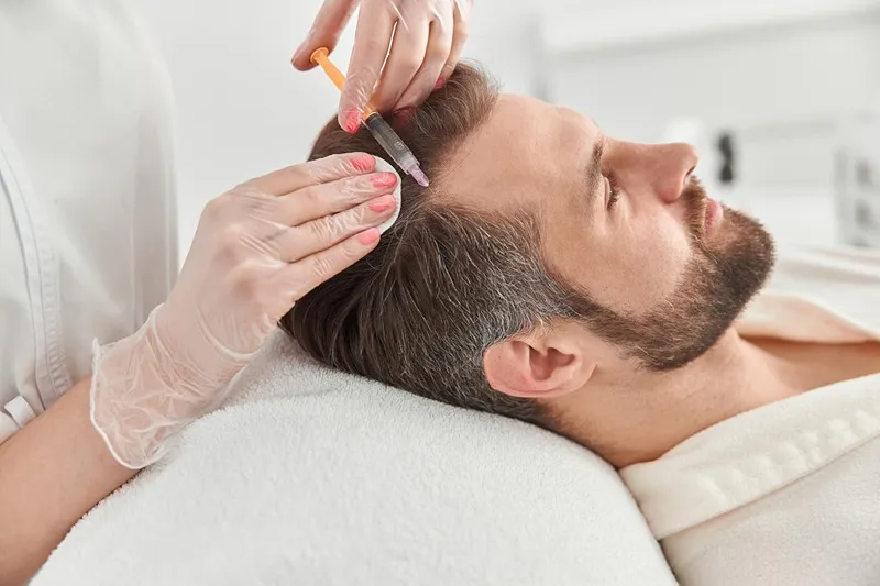 پی آر پی مو بهتر است یا مزوتراپی؟؟ هر کدام از این روش ها تاثیرات بخصوص خودش را بر جای میگذارد.